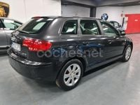 Usado Audi A3 Attraction 105 CV (77 kW) 2005 Marrón Berlina