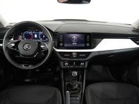 Usado Skoda Kamiq Ambition 110 CV (80 kW) 2022 Azul SUV