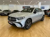 Usado Mercedes GLC300e 333 CV (244 kW) 2025 Gris / plata Coupe