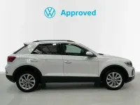 Usado VW T-Roc Life 150 CV (110 kW) 2023 Blanco SUV