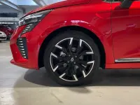 Usado Renault Clio V Techno 91 CV (66 kW) 2024 Rojo Berlina