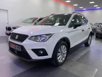 Usado Seat Arona Reference 95 CV (69 kW) 2020 Blanco SUV