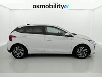 Usado Hyundai i20 100 CV (73 kW) 2024 Atlas white Utilitario