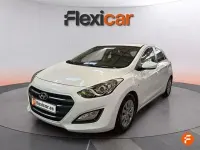 Usado Hyundai i30 90 CV (66 kW) 2017 Blanco