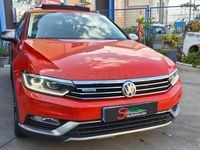 Usado VW Passat Alltrack 150 CV (110 kW) 2016 Naranja Familiar