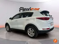 Usado Kia Sportage 132 CV (97 kW) 2018 Blanco SUV