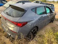 Usado Cupra Leon 150 CV (110 kW) 2024 Gris / plata Berlina