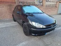 Usado Peugeot 206 75 CV (55 kW) 2005 Negro Berlina