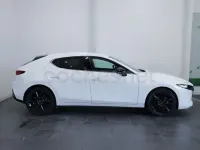Usado Mazda 3 Homura-Line 122 CV (89 kW) 2023 Blanco Berlina