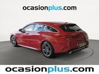 Usado Mercedes CLA220 Shooting Brake AMG 190 CV (139 kW) 2019 Rojo Familiar