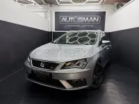 Usado Seat Leon Style 130 CV (95 kW) 2019 Gris / plata Familiar