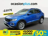 Usado VW T-Roc Life 150 CV (110 kW) 2024 Azul SUV