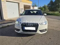 Usado Audi A3 Attraction 105 CV (77 kW) 2013 Blanco Berlina