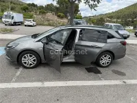 Usado Opel Astra Selective 110 CV (80 kW) 2016 Beige Familiar