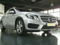Usado Mercedes GLA180 122 CV (89 kW) 2016 Plateado SUV