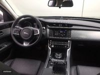 Usado Jaguar XF Prestige 180 CV (132 kW) 2017 Gris Berlina