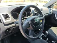 Usado Skoda Fabia Style 80 CV (58 kW) 2009 Negro Berlina