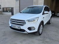 Usado Ford Kuga Trend 120 CV (88 kW) 2019 Blanco SUV