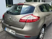 Usado Renault Mégane III Dynamique 110 CV (80 kW) 2012 Beige Berlina