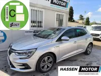 Usado Renault Mégane Zen 116 CV (85 kW) 2022 Gris Utilitario