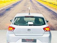 Usado Seat Ibiza Style 95 CV (69 kW) 2021 Plateado Utilitario