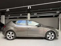 Usado Seat Leon FR 184 CV (135 kW) 2015 Beige Utilitario