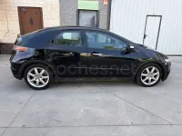 Usado Honda Civic Executive 140 CV (102 kW) 2007 Negro Berlina