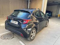 Usado Toyota Yaris Hybrid Active 116 CV (85 kW) 2025 Negro