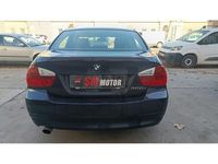Käytetty BMW 320 150 HP (110 kW) 2005 Sininen Sedan