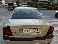 Usado Volvo S80 140 CV (102 kW) 2000 Gris / plata Berlina