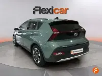 Usado Hyundai Bayon 84 CV (61 kW) 2023 Verde SUV