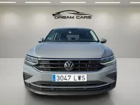 Usado VW Tiguan Life 122 CV (89 kW) 2022 Gris SUV