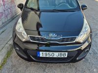 Usado Kia Rio 84 CV (61 kW) 2015 Negro Berlina