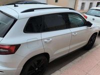 Usado Skoda Karoq SportLine 150 CV (110 kW) 2021 Blanco SUV