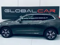 Usado Volvo XC60 Core 197 CV (144 kW) 2022 Gris / plata SUV