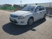 Usado Hyundai i30 Classic 90 CV (66 kW) 2010 Blanco Berlina
