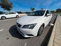 Usado Seat Leon Style 105 CV (77 kW) 2015 Blanco Familiar