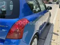 Usado Suzuki Swift GLX 92 CV (67 kW) 2006 Azul Utilitario