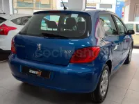 Usado Peugeot 307 110 CV (80 kW) 2006 Azul Berlina