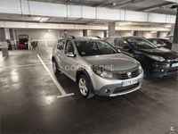 Usado Dacia Sandero Stepway 70 CV (51 kW) 2010 Gris / plata Berlina
