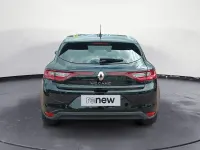 Usado Renault Mégane 90 CV (66 kW) 2017 Negro Berlina