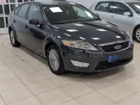 Usado Ford Mondeo Trend 140 CV (102 kW) 2007 Gris / plata Berlina