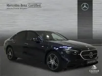 Usado Mercedes E300 AMG line 313 CV (230 kW) 2025 Azul náutico Berlina