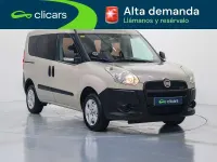 Usado Fiat Doblò Active 90 CV (66 kW) 2015 Amarillo Monovolumen