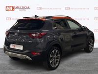 Usado Kia Stonic 120 CV (88 kW) 2020 Gris / plata SUV