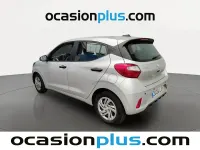 Usado Hyundai i10 67 CV (49 kW) 2020 Gris Utilitario