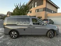 Usado Ford Grand Tourneo Connect Active 122 CV (89 kW) 2023 Gris / plata Monovolumen