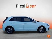 Usado Hyundai i30 GO! 95 CV (69 kW) 2018 Blanco Berlina