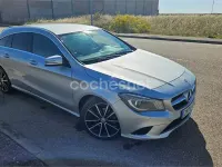 Usado Mercedes CLA200 Shooting Brake Urban 136 CV (100 kW) 2016 Gris / plata Familiar