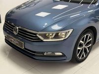 Usado VW Passat Advance 150 CV (110 kW) 2017 Azul Familiar